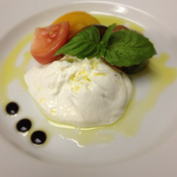 burrata.jpg