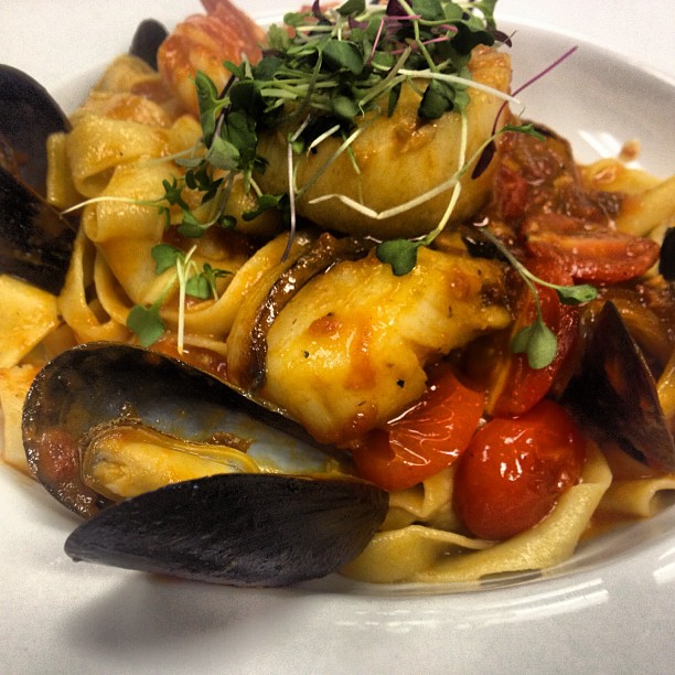 seafood pasta.jpg